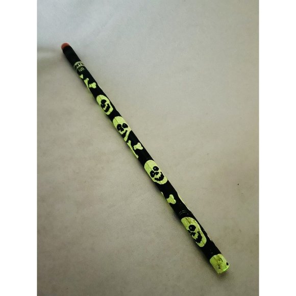 Vintage 3 - 1 Pumpkin Berol, 1 Glow Skull Pentech, 1 Orange Halloween Pencils - Picture 9 of 11
